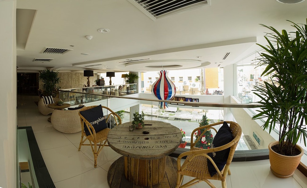 Ipoh French Hotel 37/53