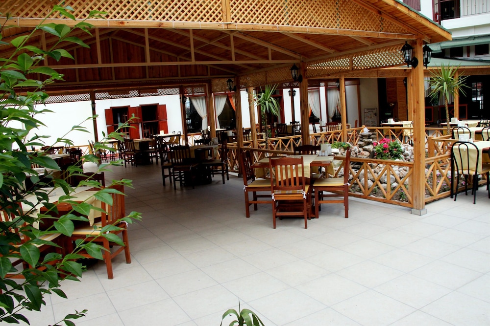 Idyros Hotel 26/50