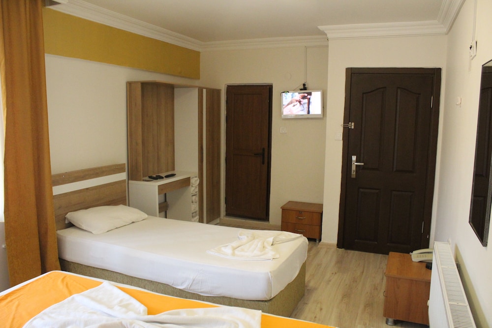 Grand Ece Otel 4/34