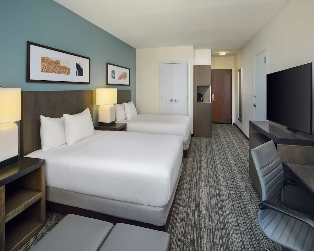Hyatt House Atlanta Downtown 9/50