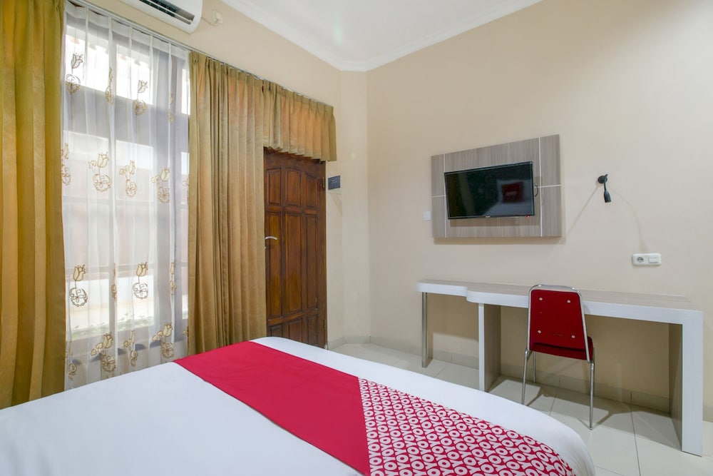 OYO 2320 Hotel Charvita 5/21