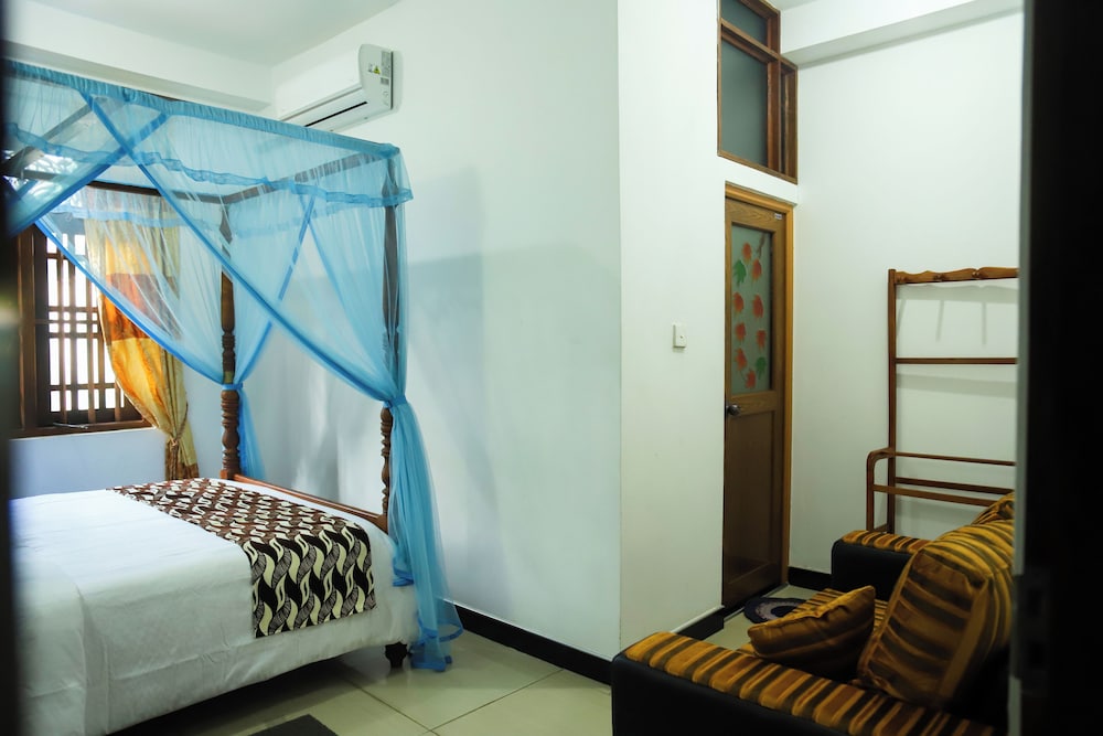 غرفة غراند بسرير كوين، Village Star Rest Mirissa Sri Lanka 2/5