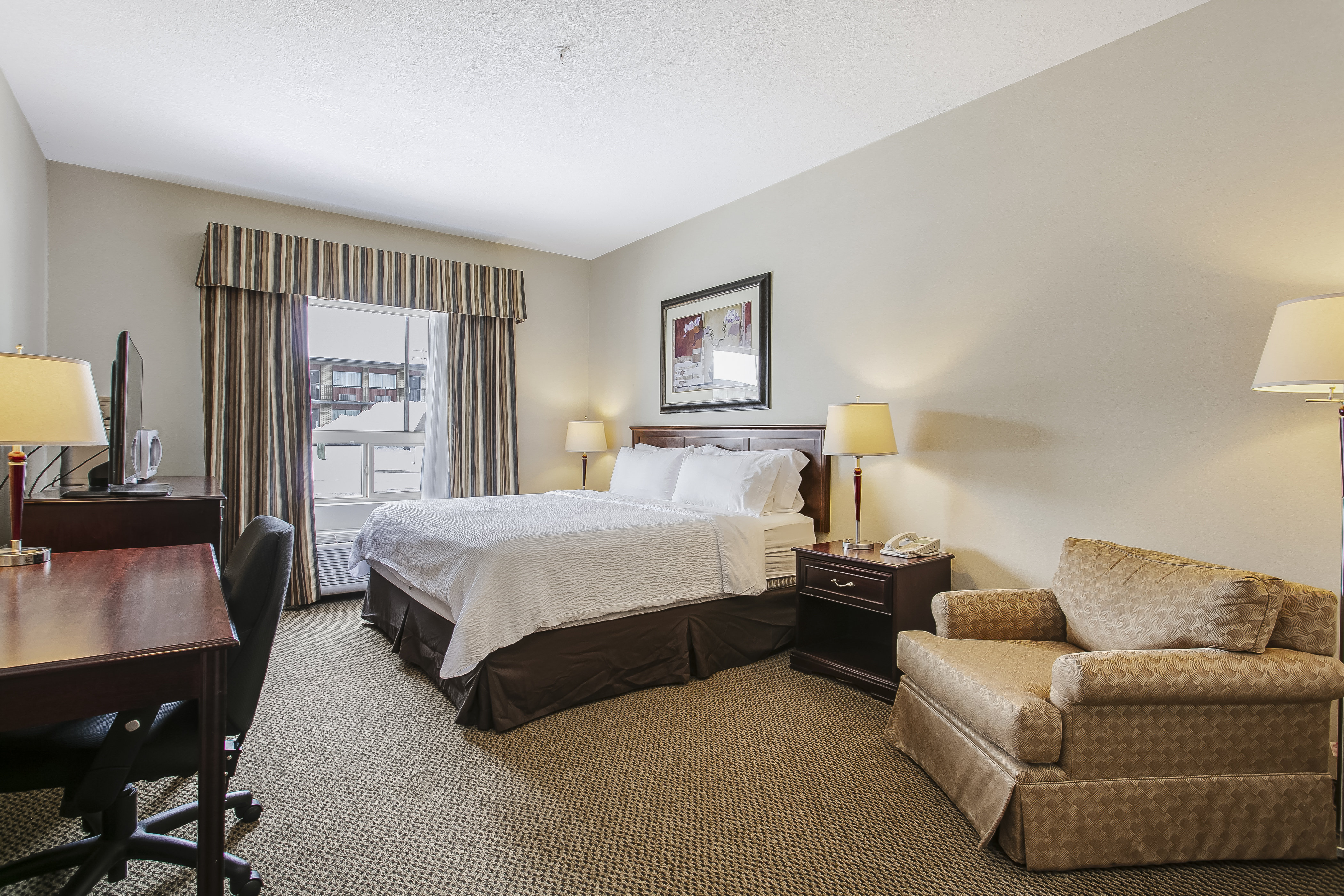 Holiday Inn Hotel Suites Lloydminster 26/65