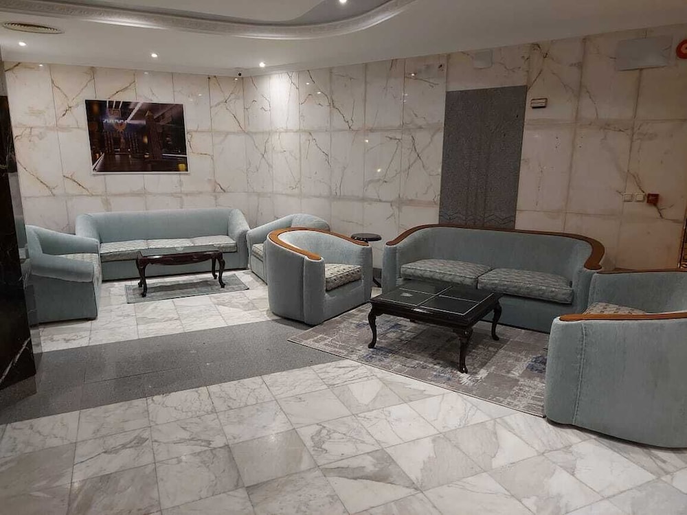 Lotus Hotel 18/28