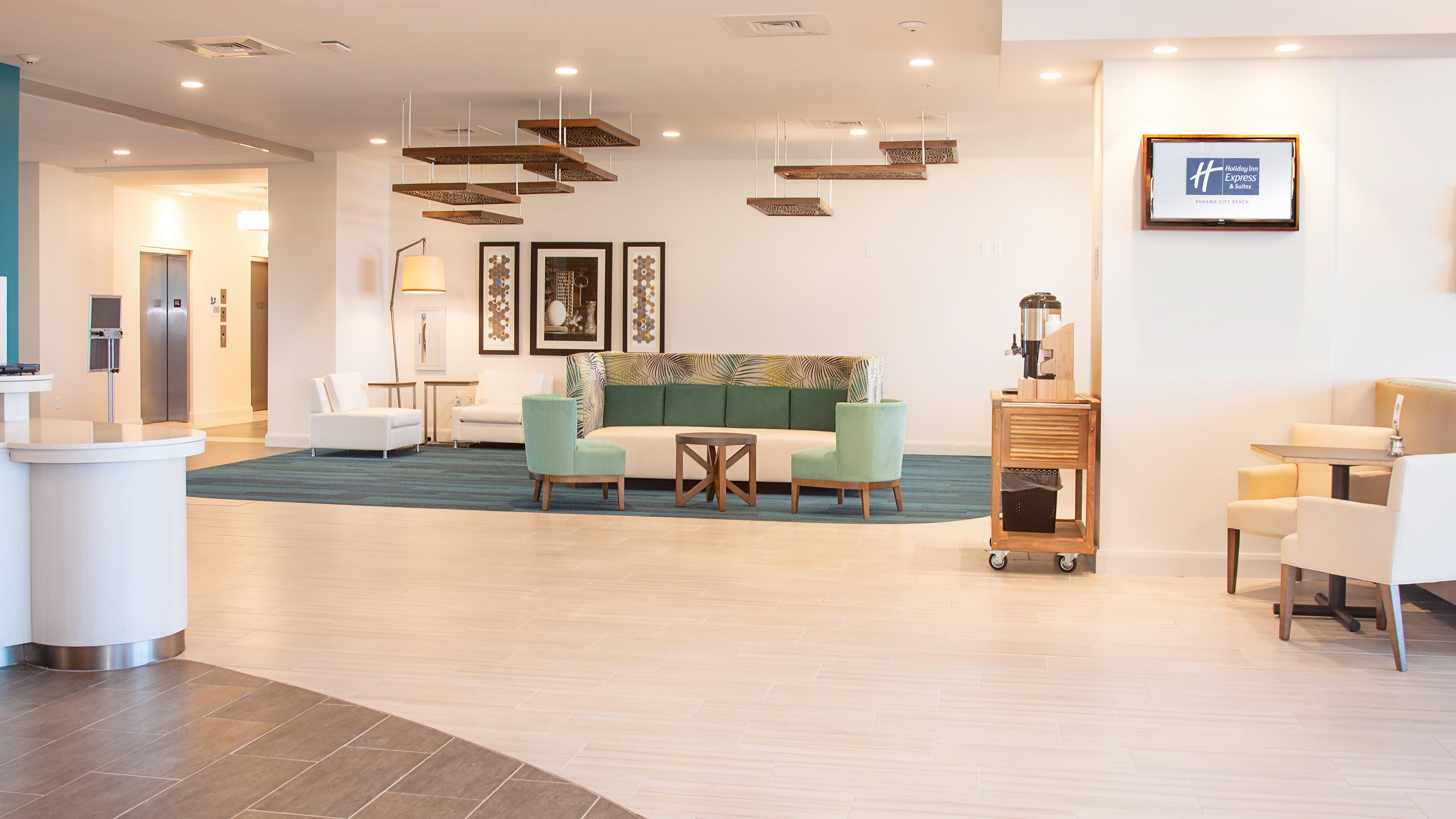 Holiday Inn Express Suites Panama City Beach 29/50