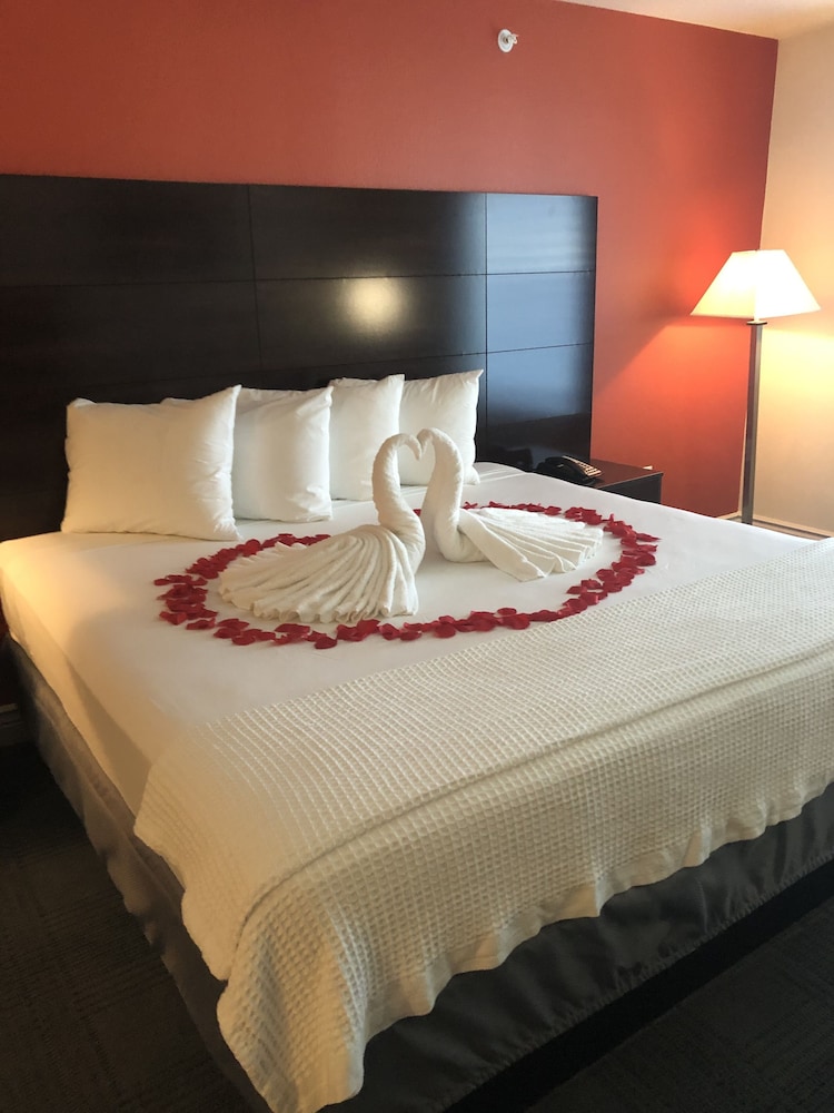 FairBridge Inn and Suites Cuero (ex Cuero s Copper Inn) 7/23