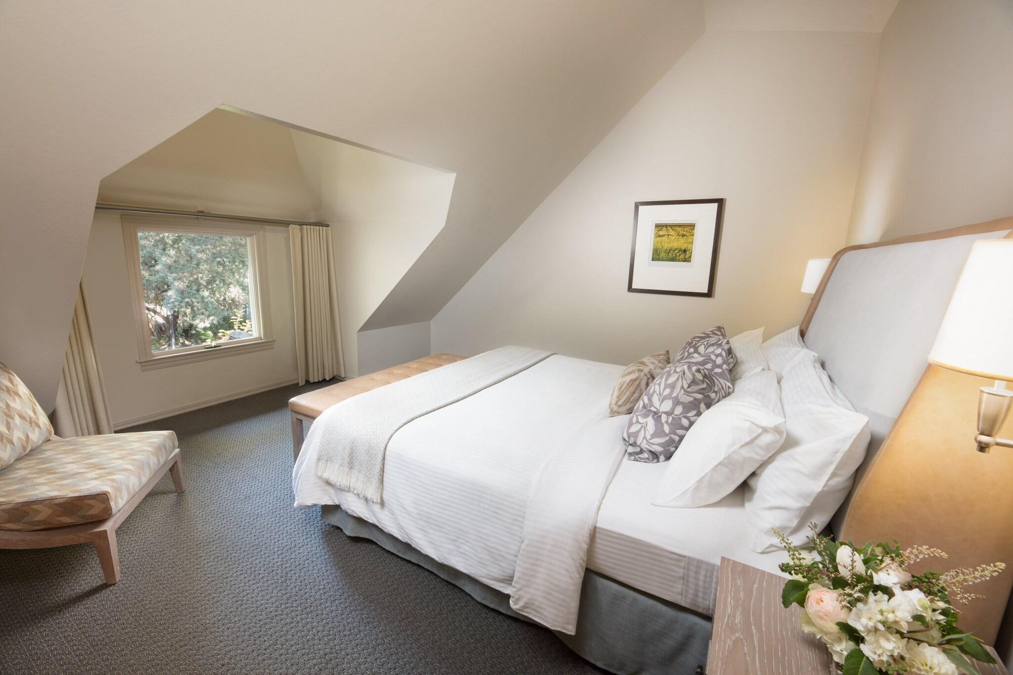 Suite, King Bed