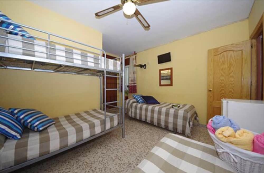 Hostal Azahara 50/70