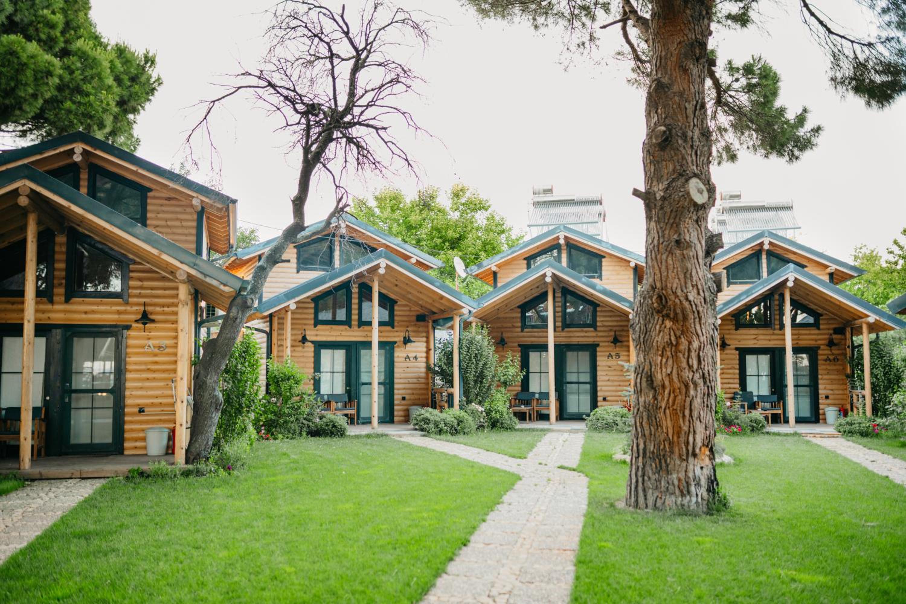 Pino Mar Luxury Bungalows 22/23