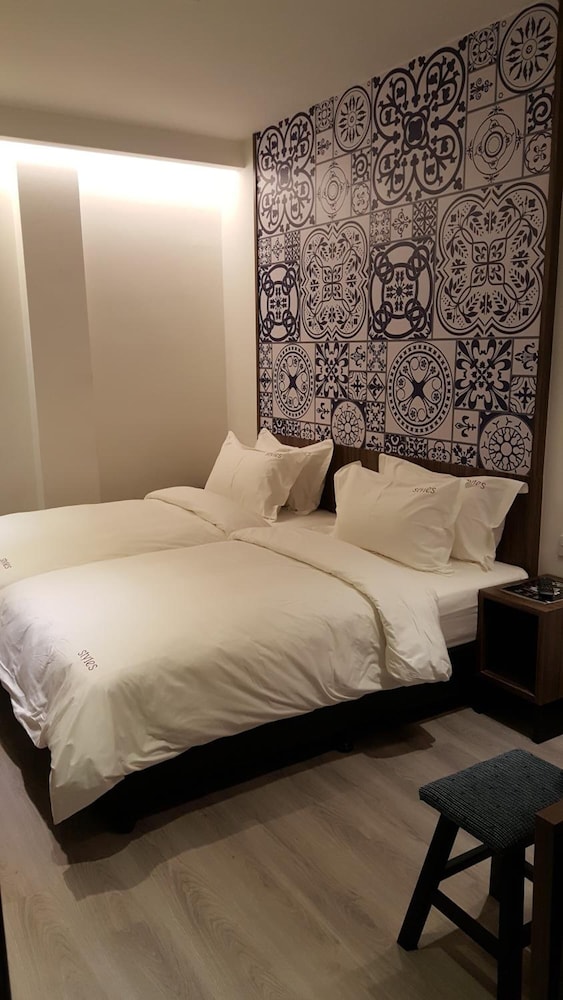 Styles Hotel 19/48