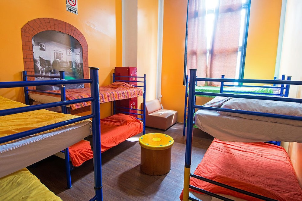 Hostal Amigo 35/48