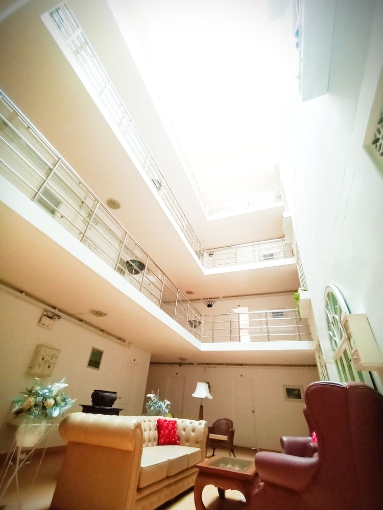 Chiangmai Lodge 6/52