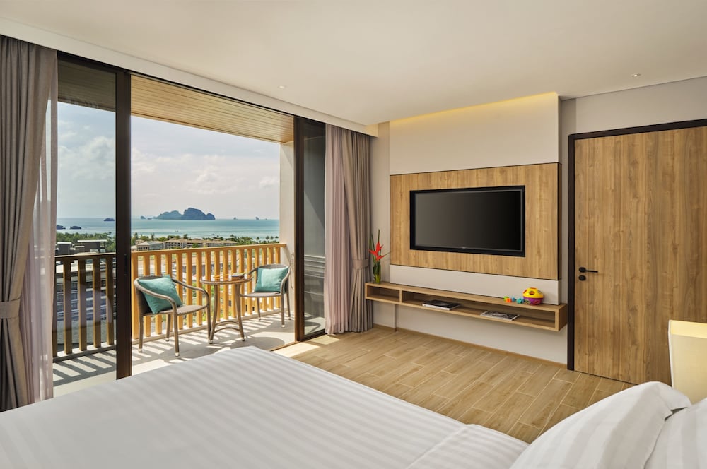 Holiday Inn Resort Krabi Ao Nang Beach 60/79