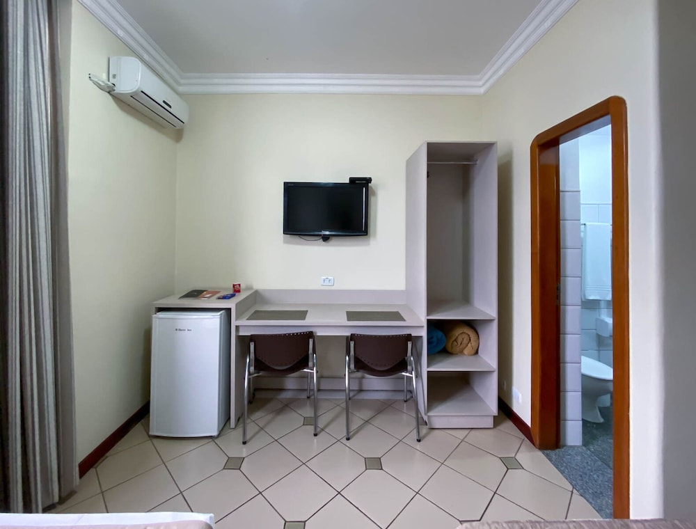 Umuarama Plaza Hotel 57/60