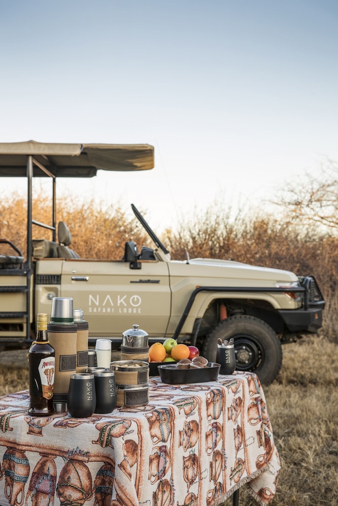 NAKO Safari Lodge 10/40