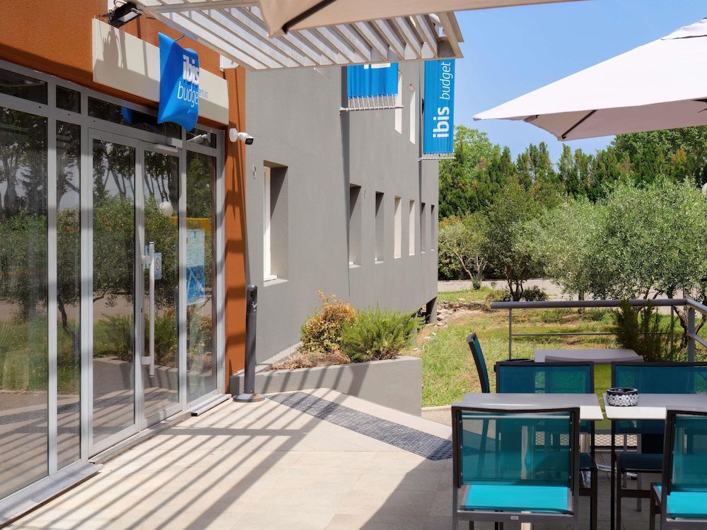 ibis budget Pertuis Portes du Luberon 62/65