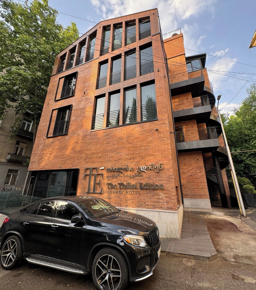 Tbilisi Edition Design Hotel 60/68