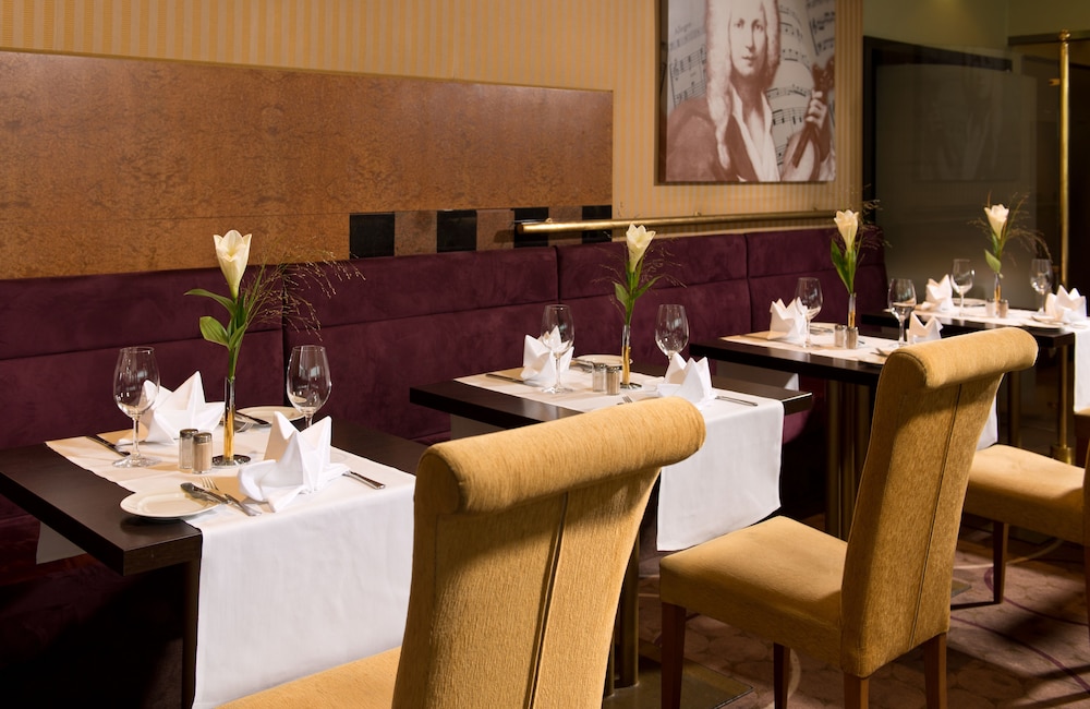LEONARDO HOTEL KOLN BONN AIRPORT 42/57