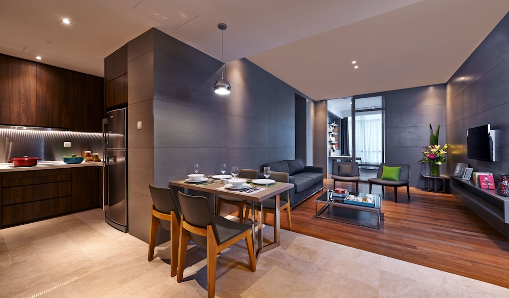 Ve Hotel Residence 60/71