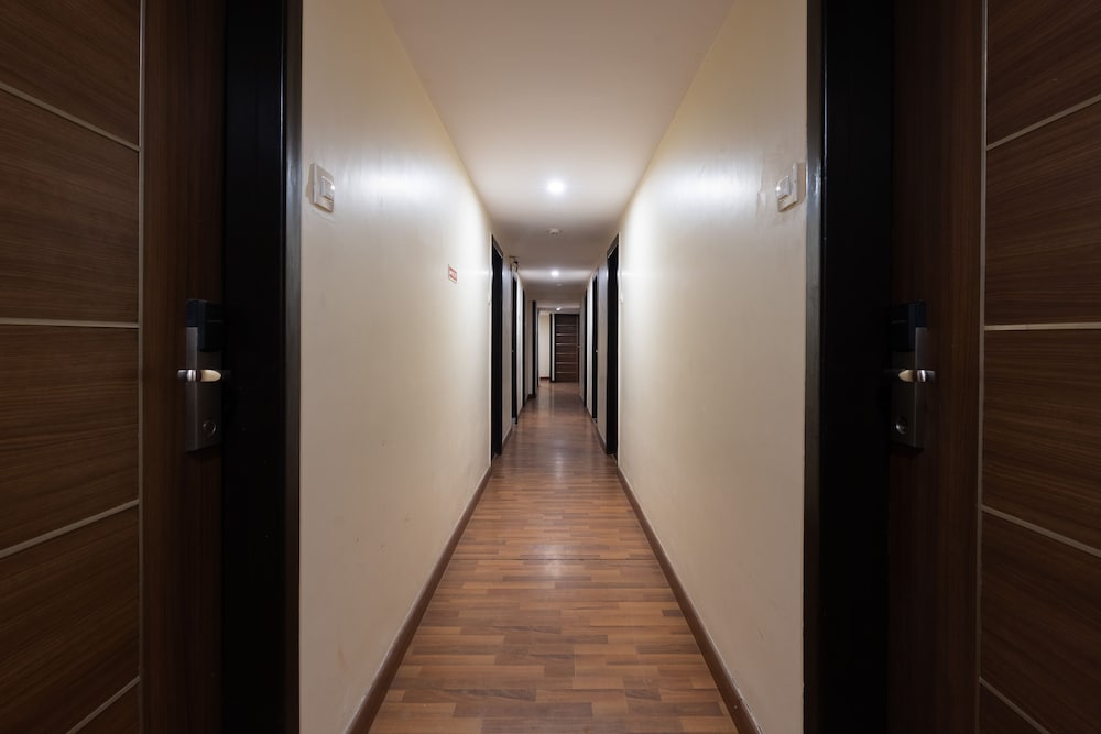 HOTEL AVON RUBY 37/54