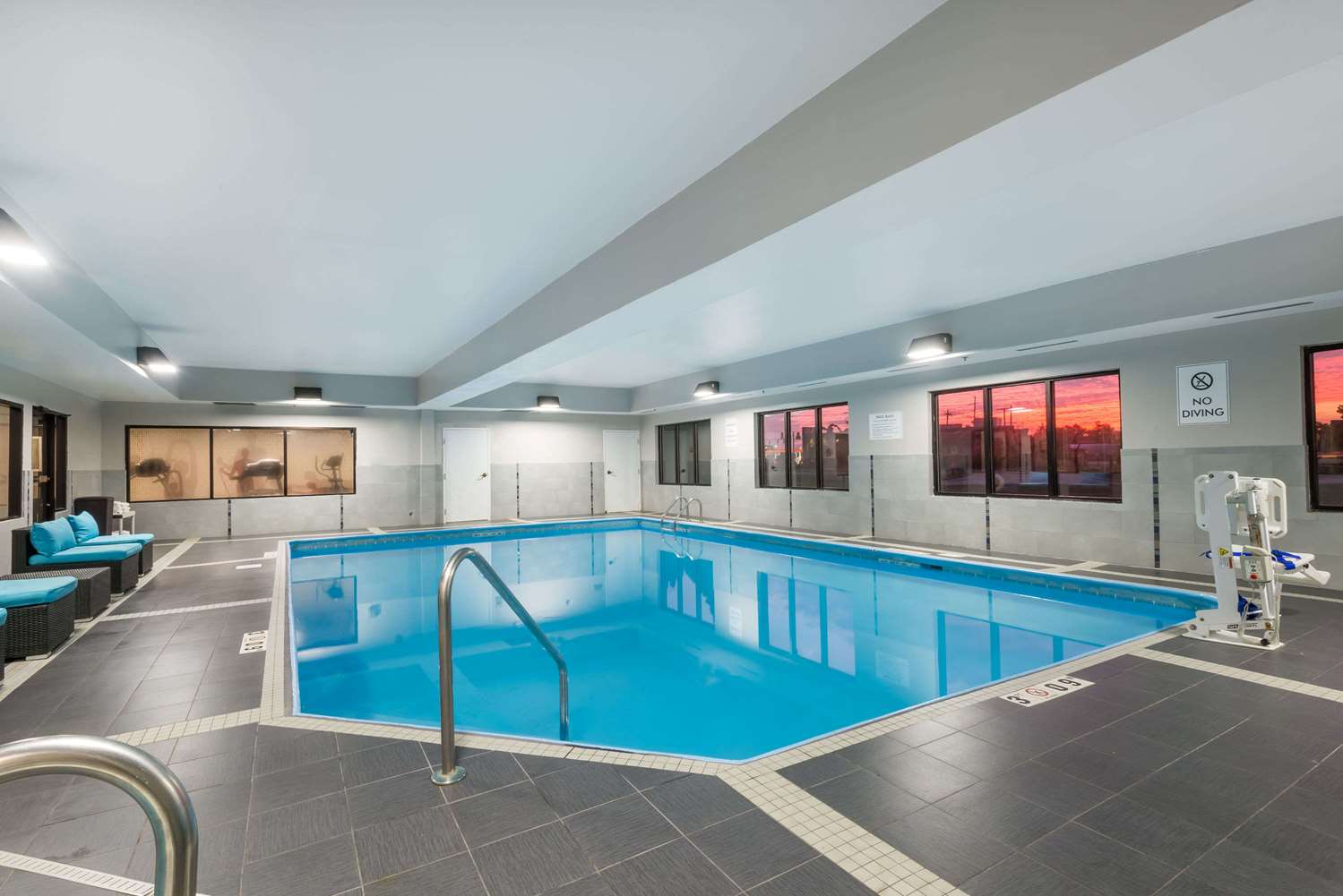 Hawthorn Suites By Wyndham Columbus West Hotel 5/12