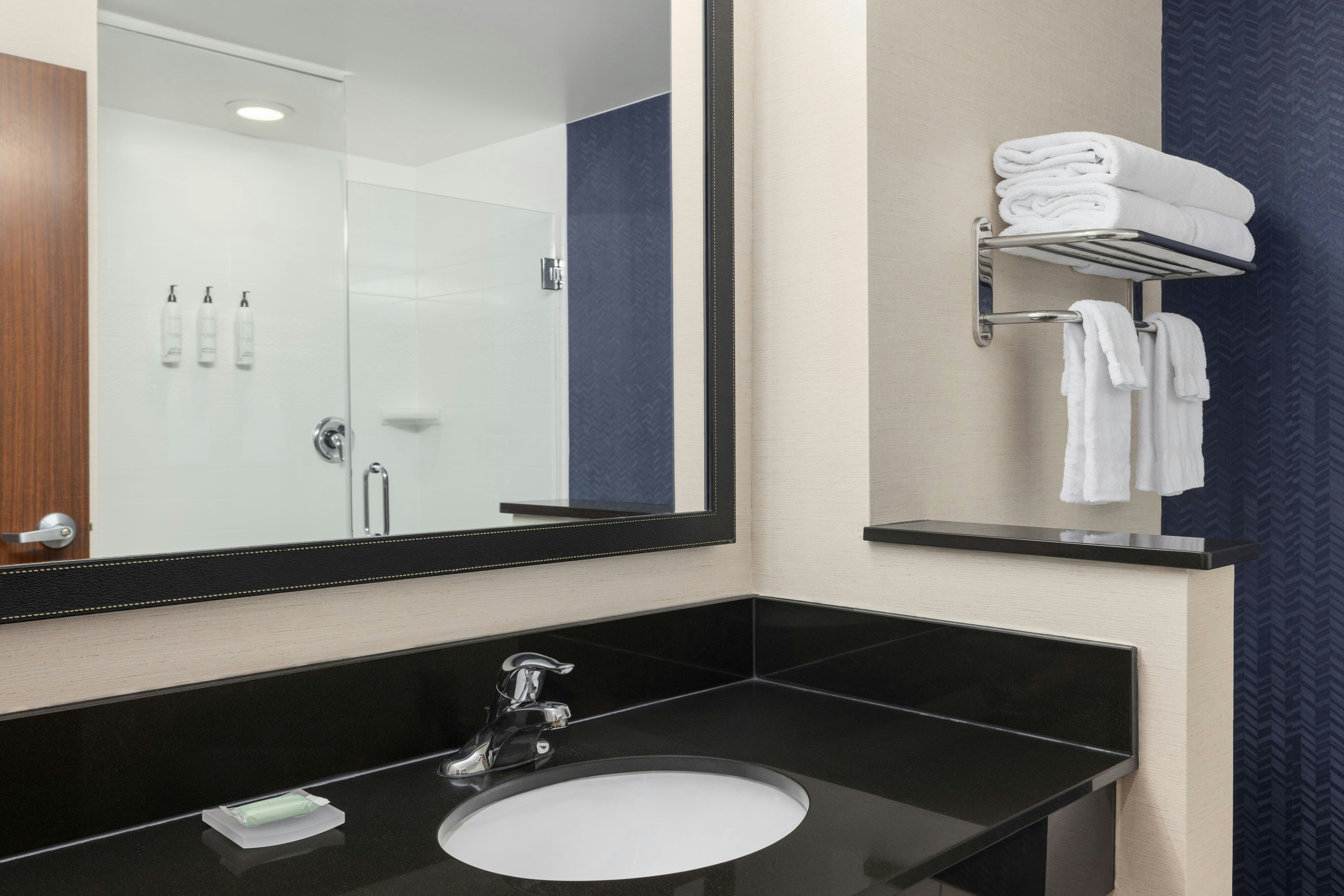 Fairfield Inn Suites Atlanta Cumming Johns Creek 39/42
