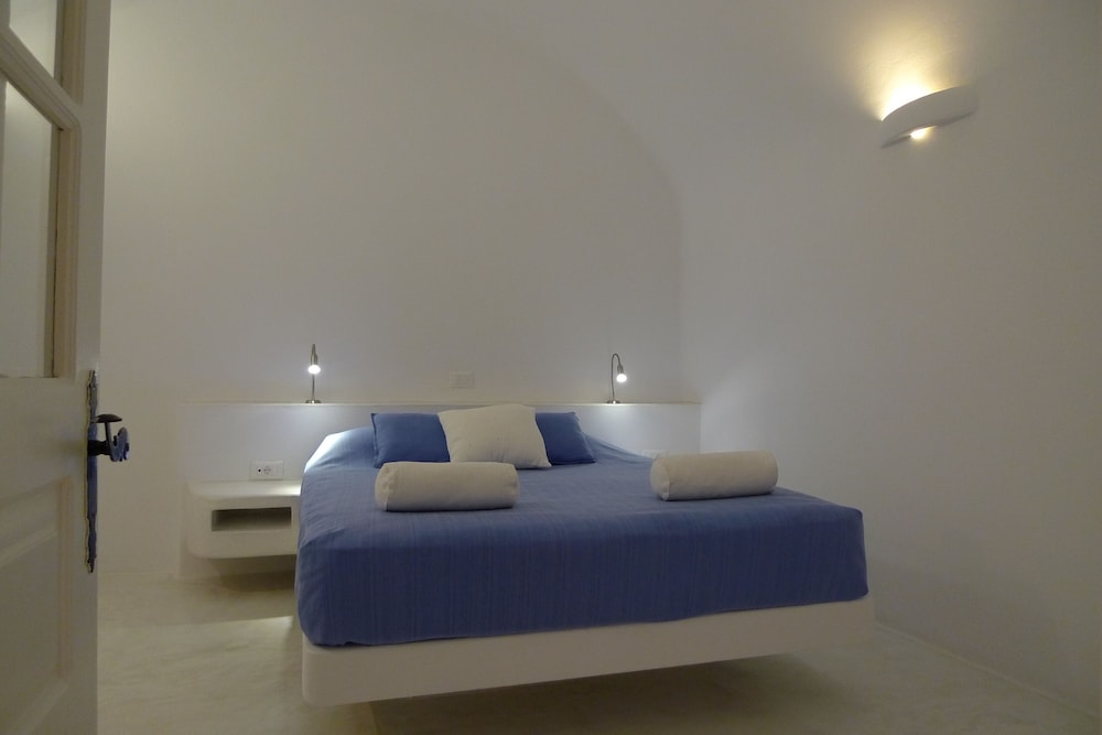 Altana Heritage Suites 4/14