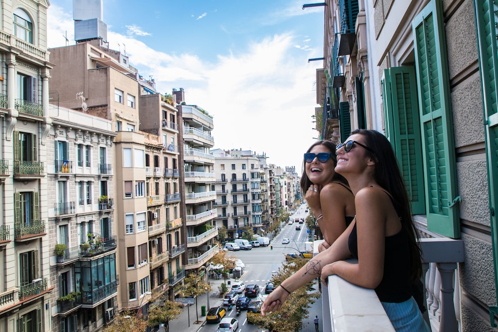 Sant Jordi Hostels Rock Palace 8/42