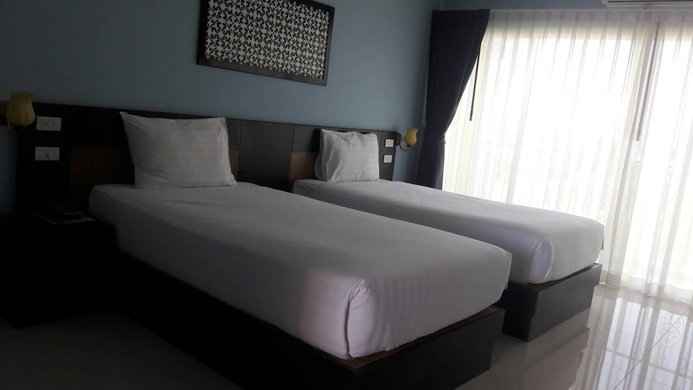 Phuket Chinoinn Hotel 26/65