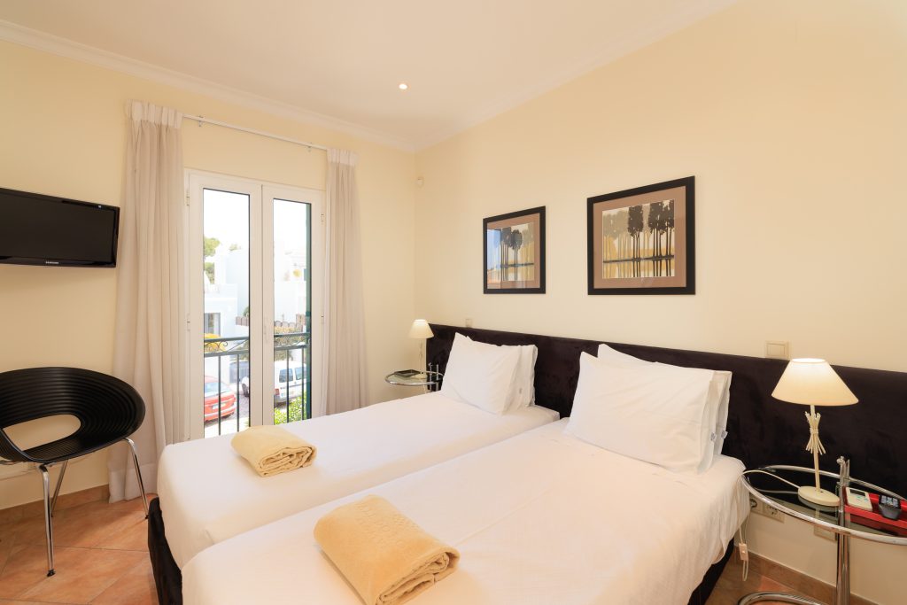 3 Bedrooms, Superior, Town House
