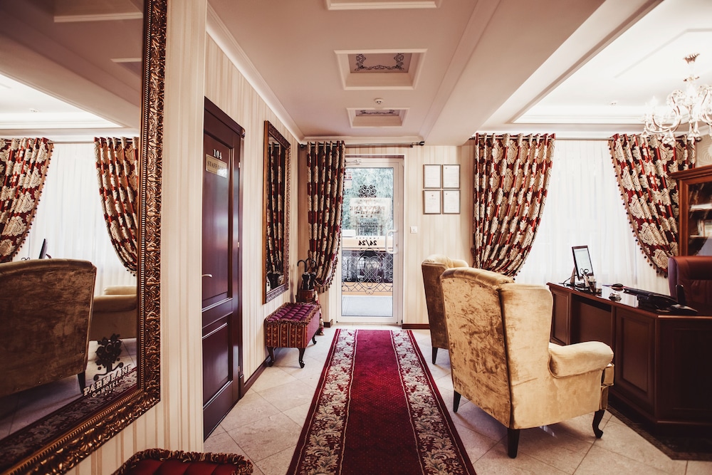 Park Lane Hotel 39/58
