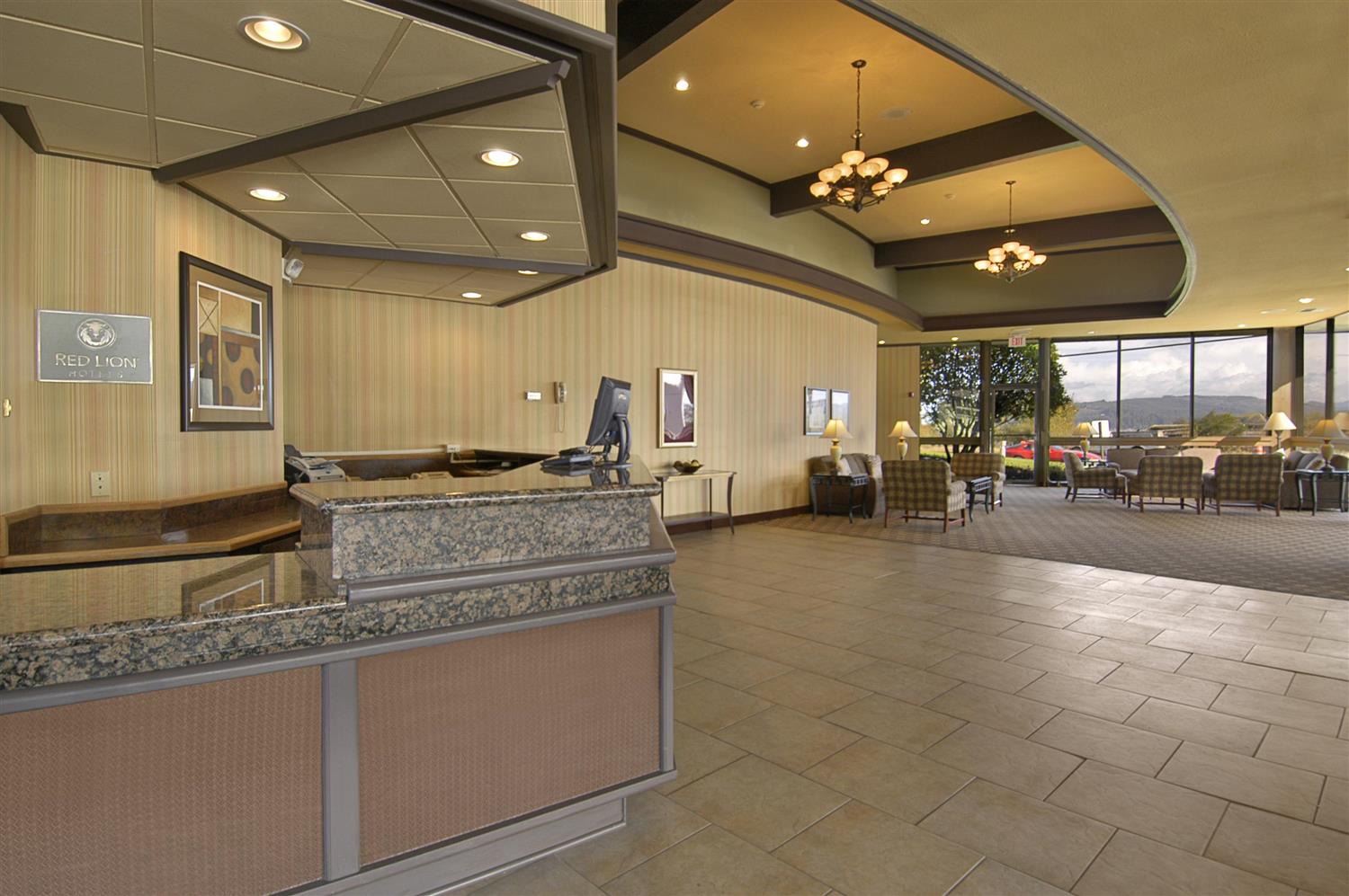 Red Lion Hotel Coos Bay 6/39