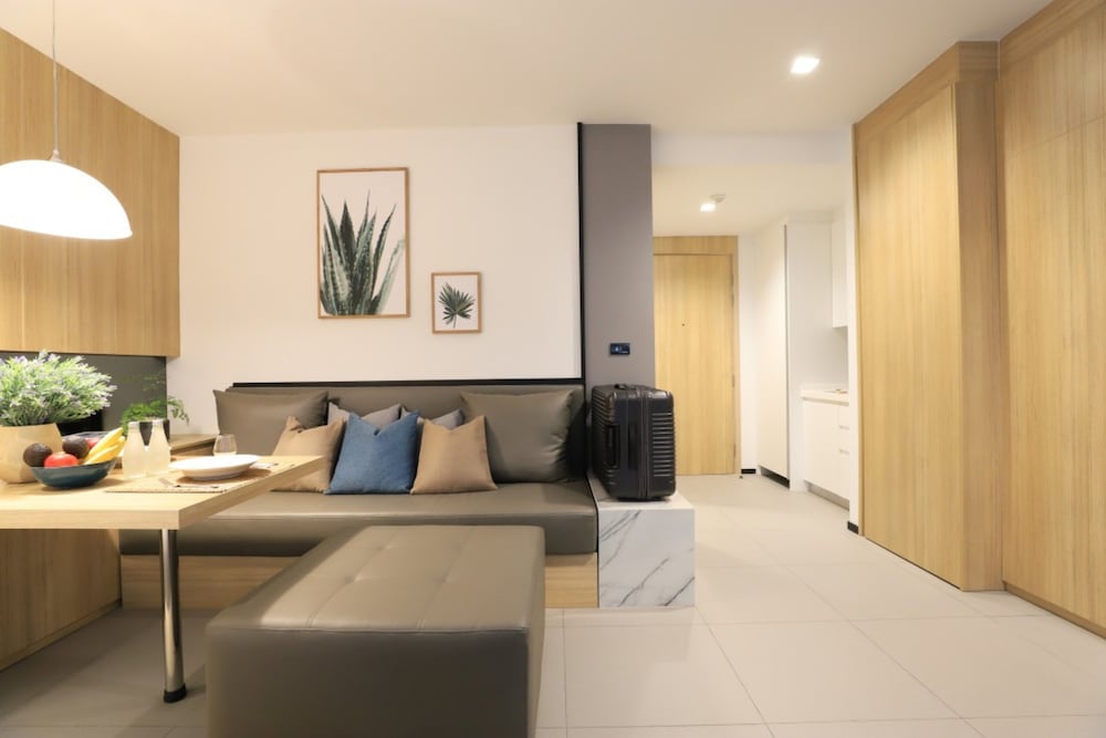 Alix Bangkok Hotel 48/77