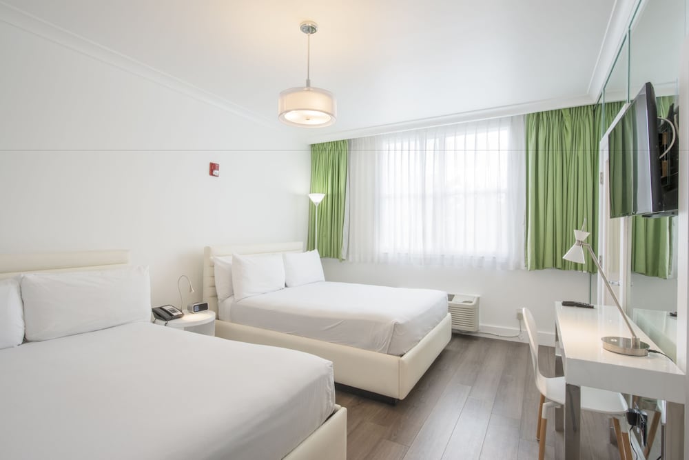 Penthouse, 2 Queen Beds