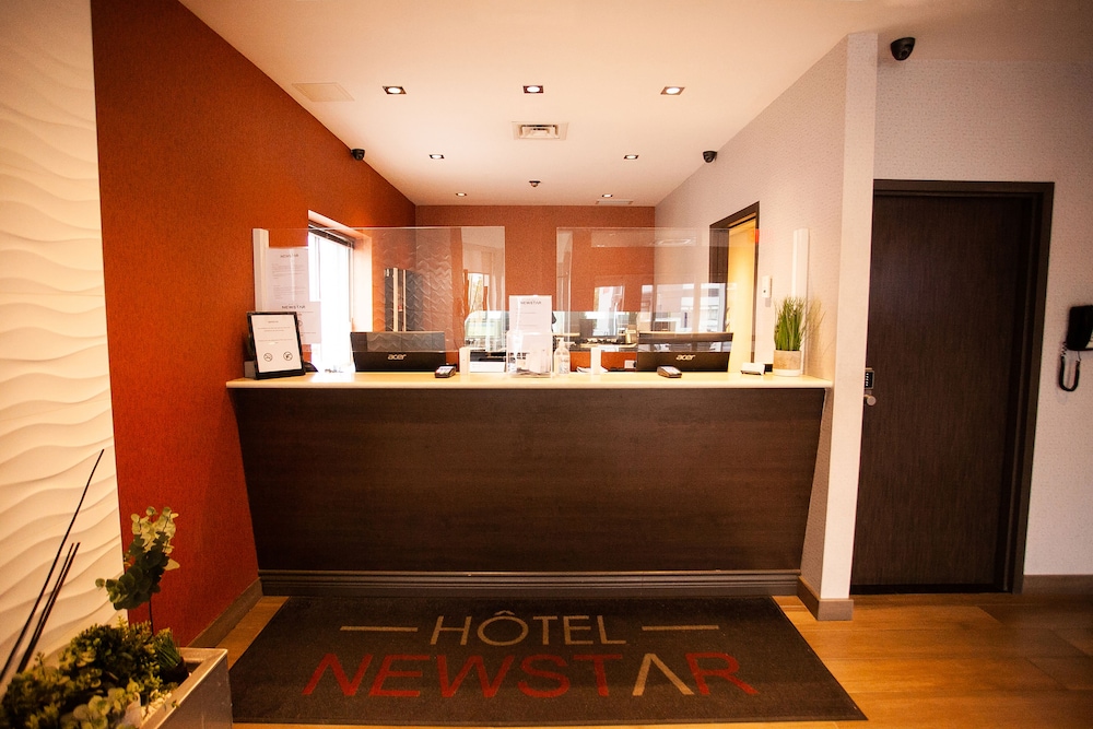 Hotel Newstar 8/67