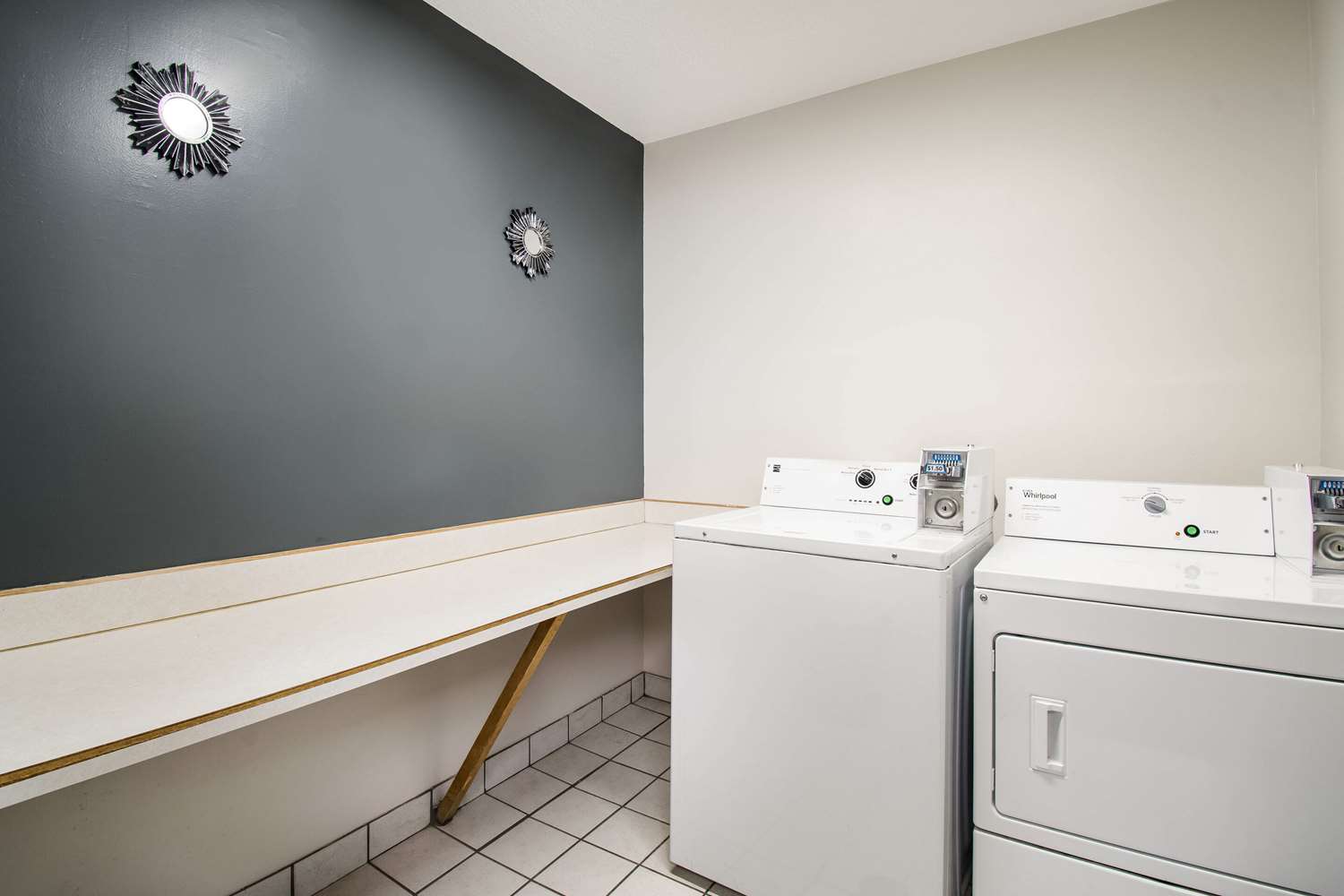 Quality Inn & Suites Wilsonville OR 3/3
