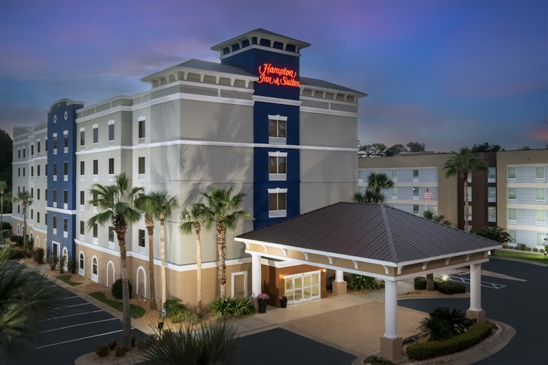 Hampton Inn Suite Lake City 1/35