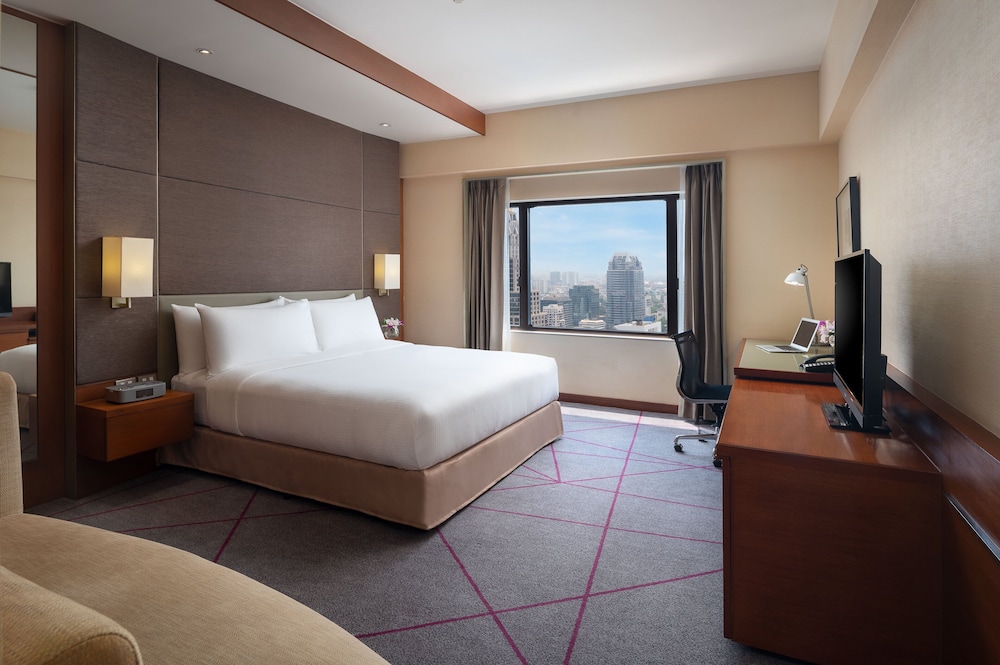 Crowne Plaza Bangkok Lumpini Park 13/77