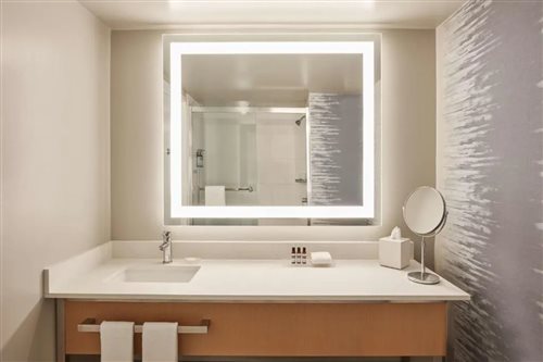 Renovated, King Bed