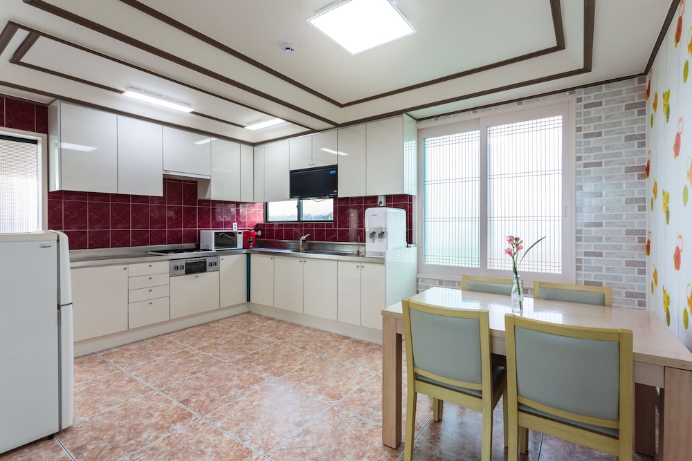 Jeju Wayo Pension 28/45