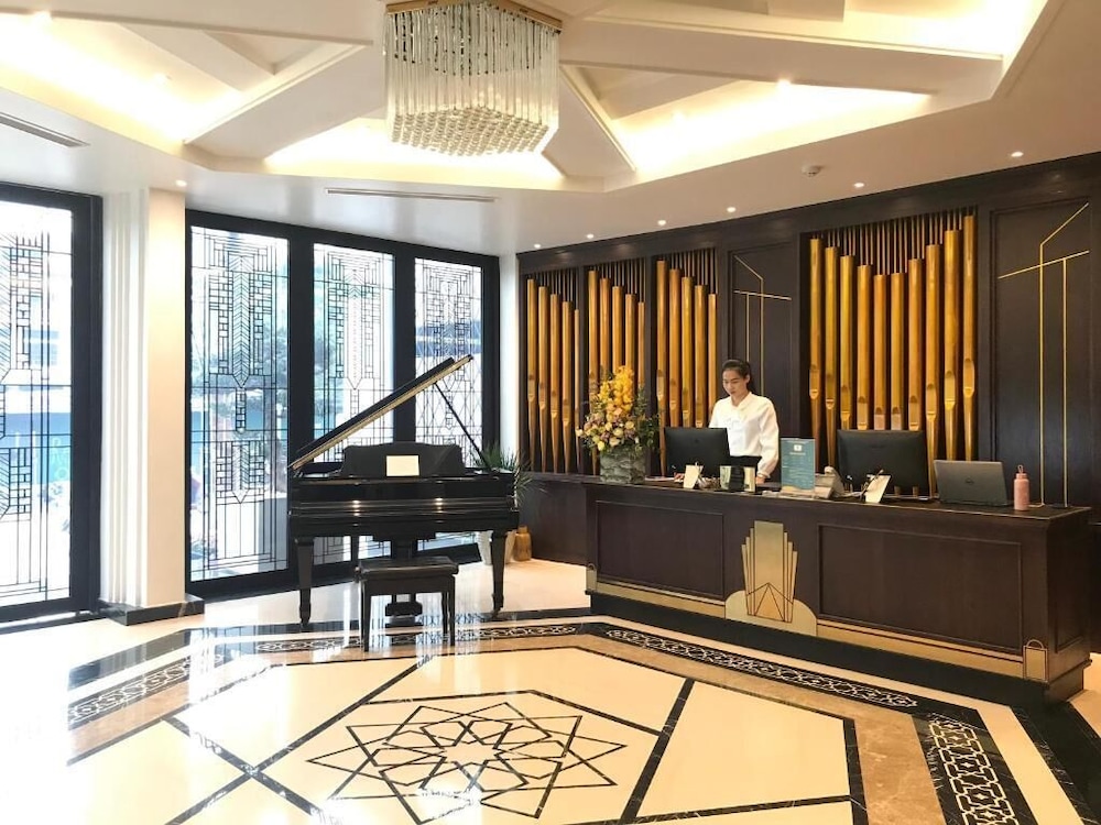 Hotel Du Monde Art 3/49
