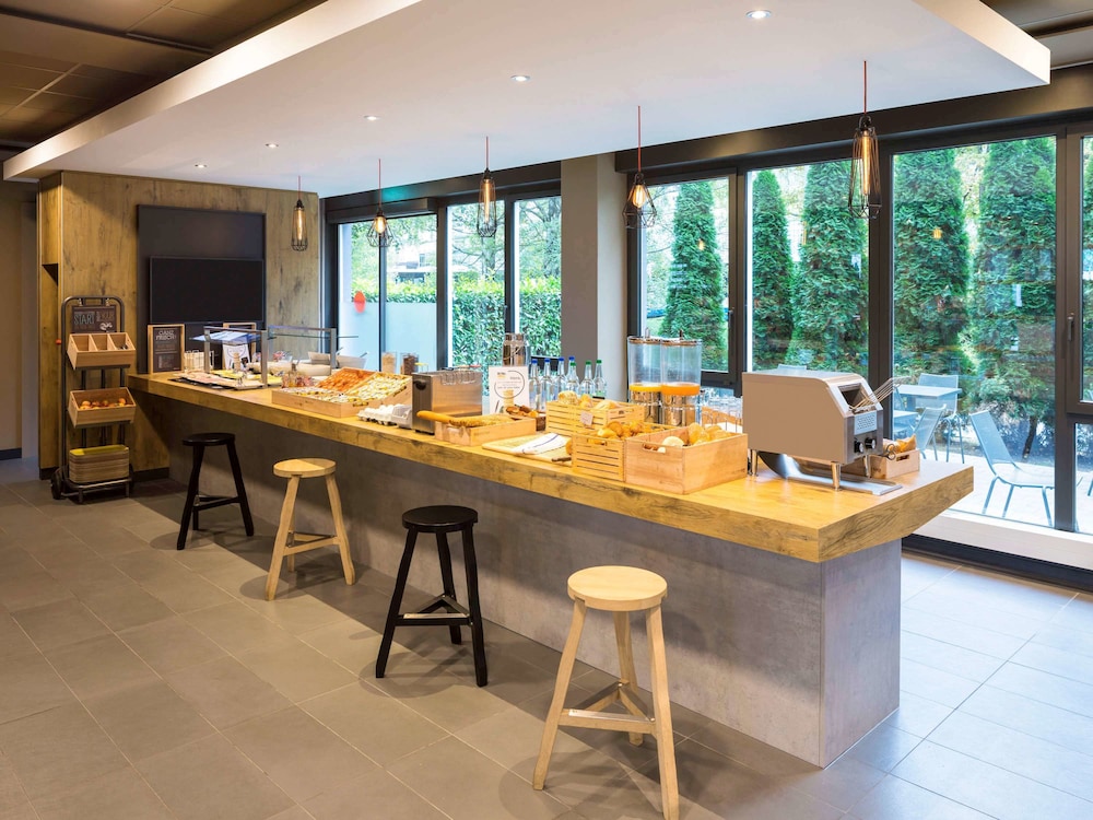ibis Zurich Messe Airport 45/66