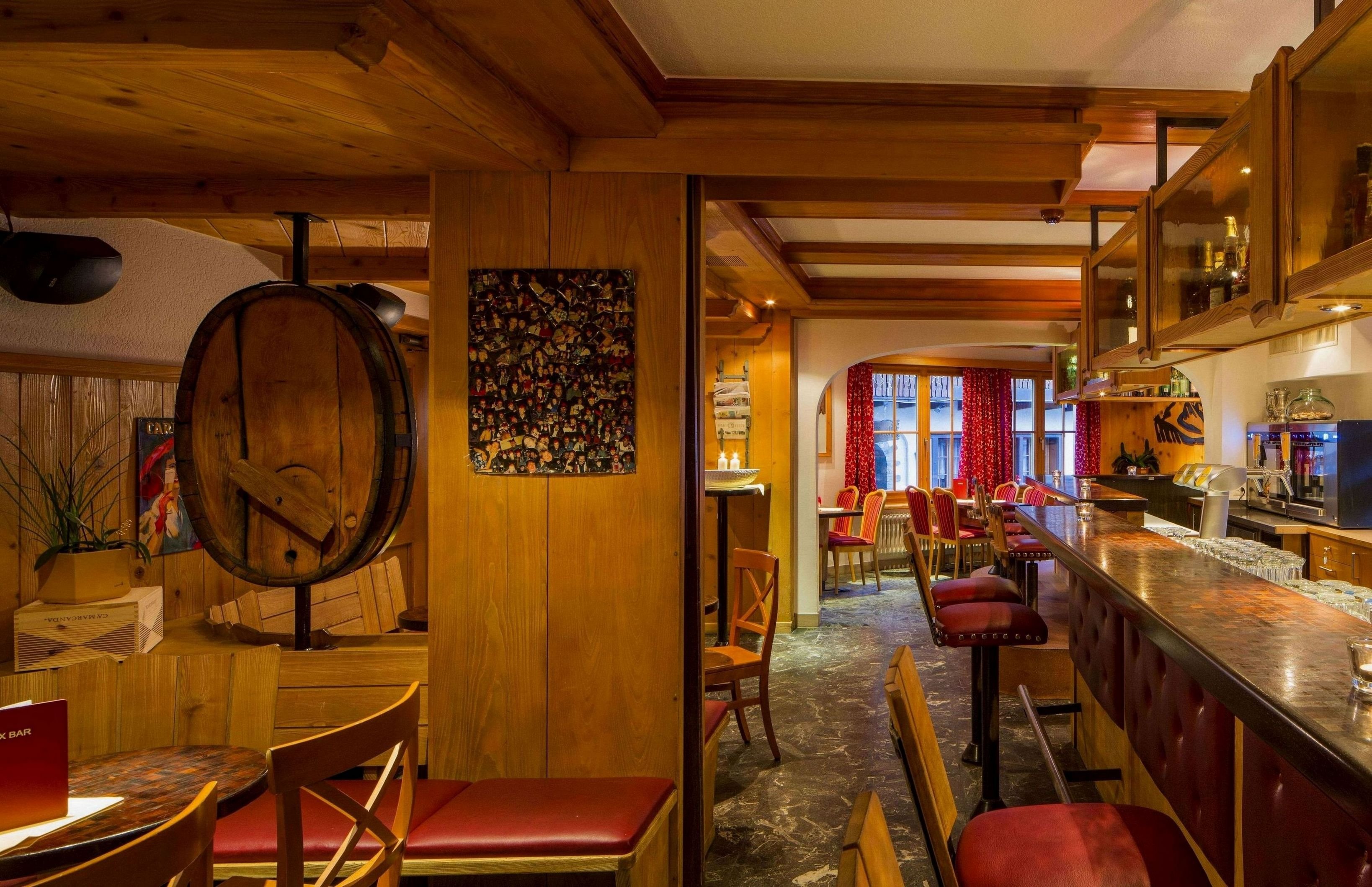 Hotel Excelsior 3/26