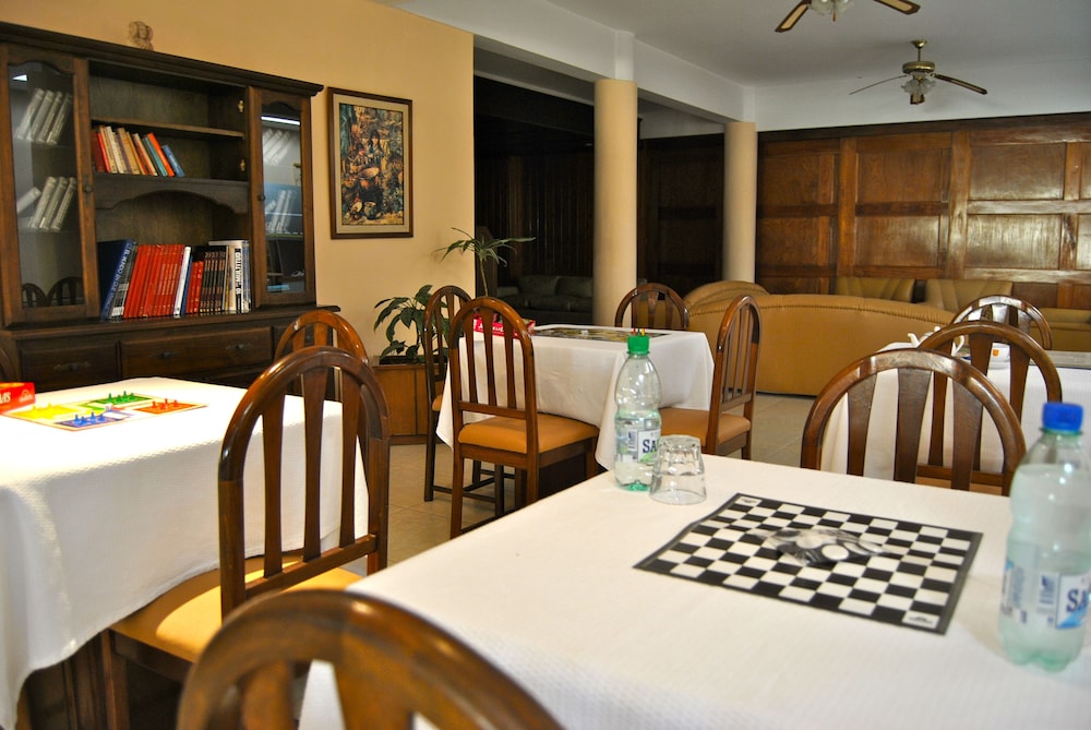 Iberia Hotel 47/64