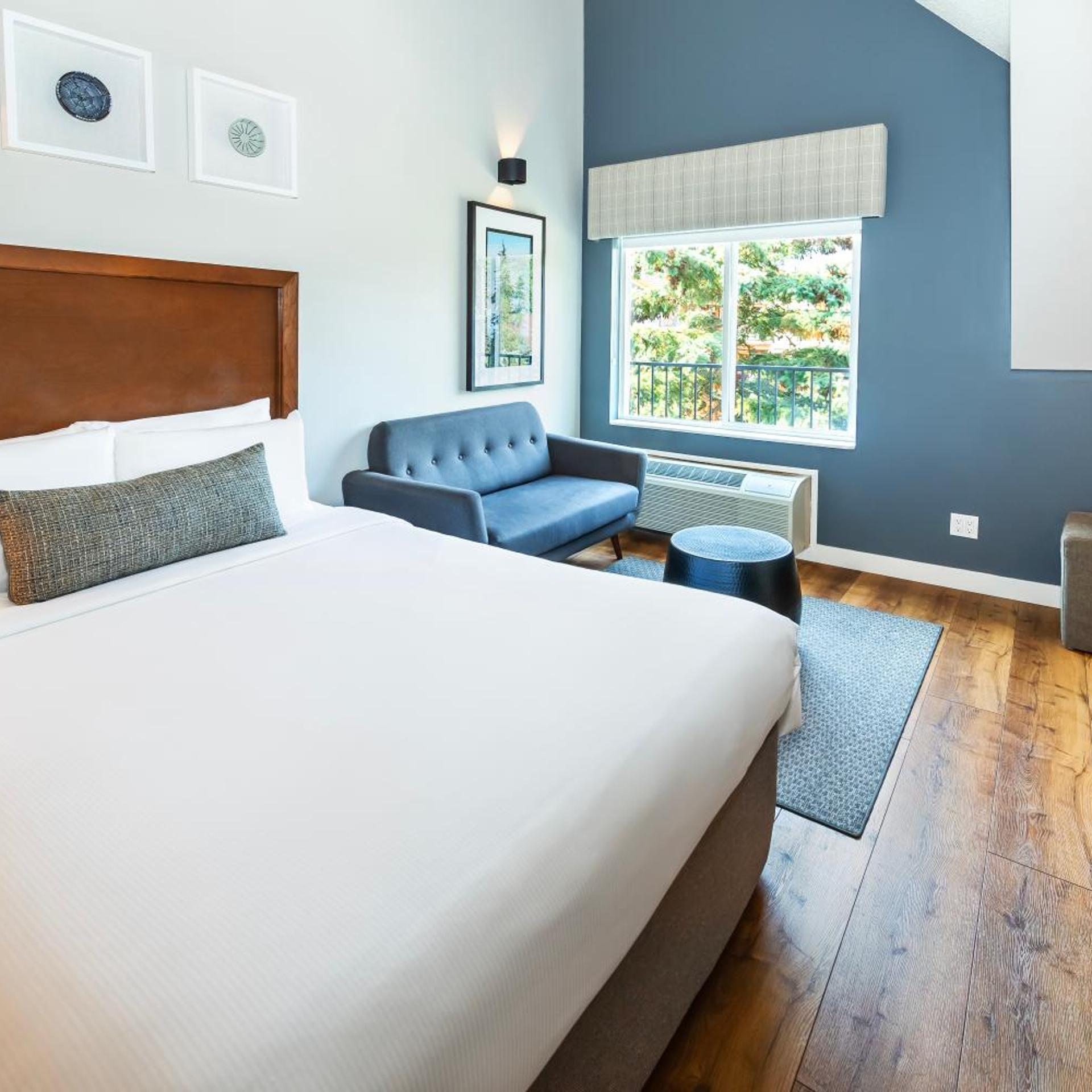 Loft, Suite, King Bed