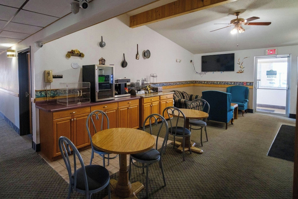 Westwood Inn & Suites Kimball I 90 25/50