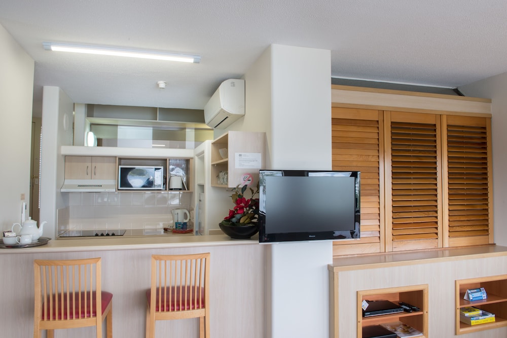 Tiki Hotel Apartments Surfers Paradise 3/71