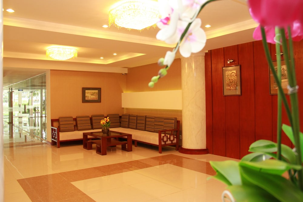 Ky Hoa Hotel Saigon 8/56