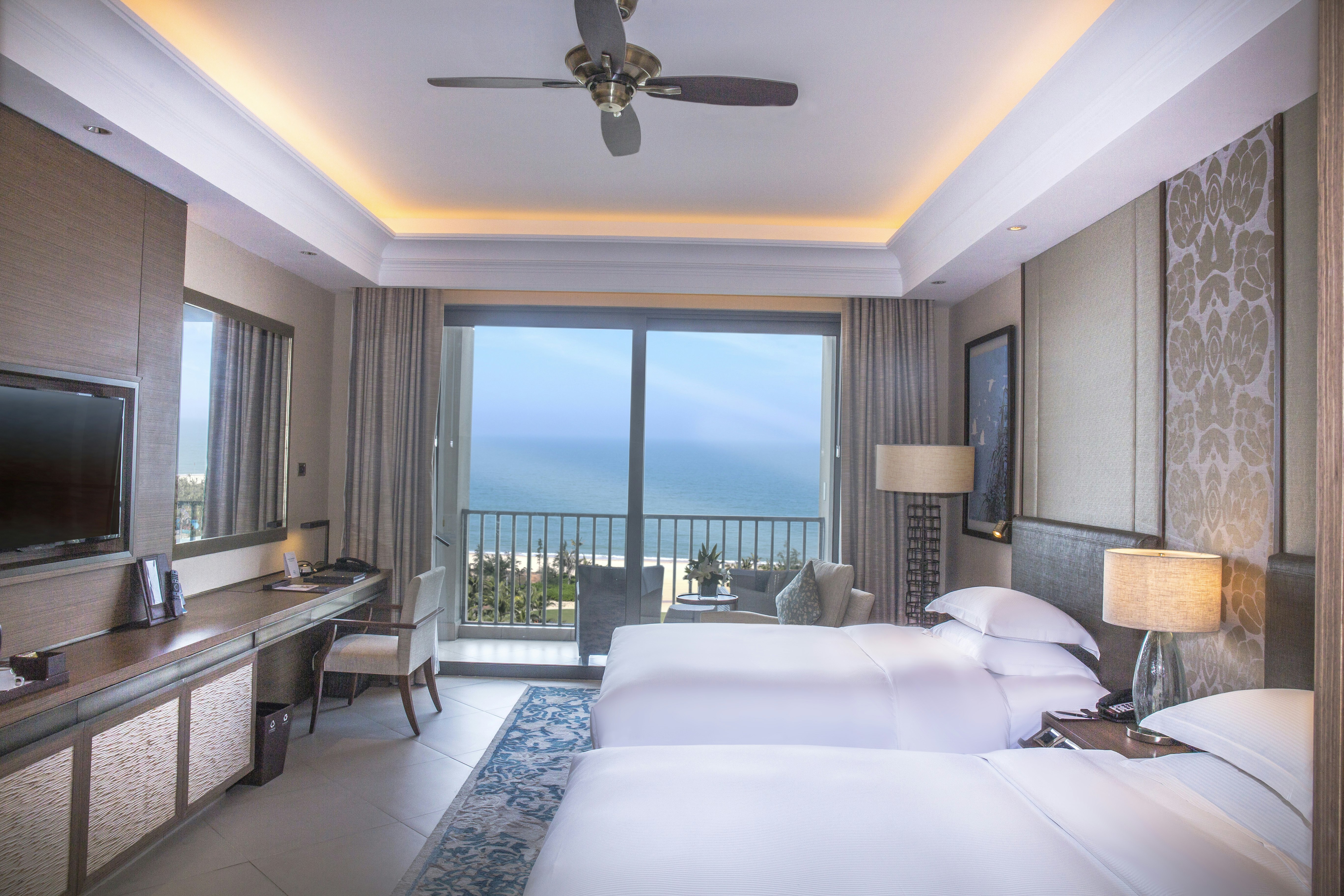 DELUXE, TWIN BEDS, GARDEN VIEW