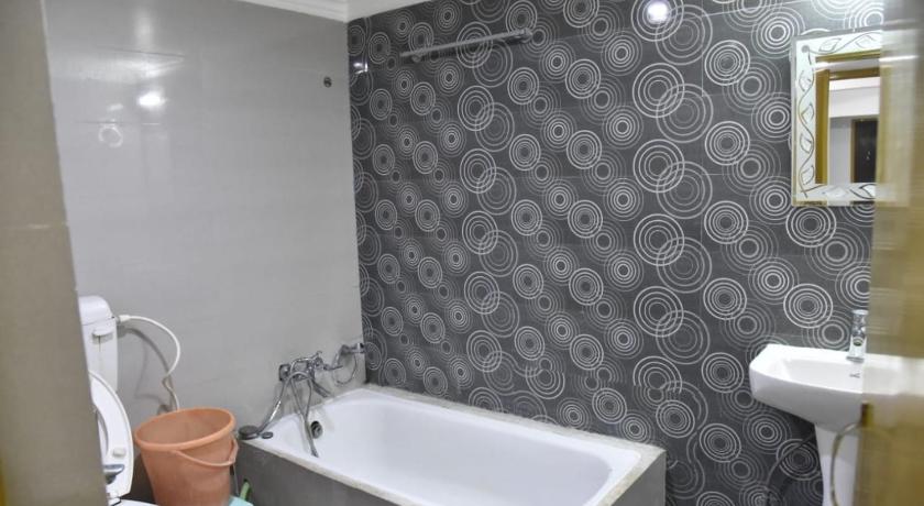 Jyoti Guest House 22/26